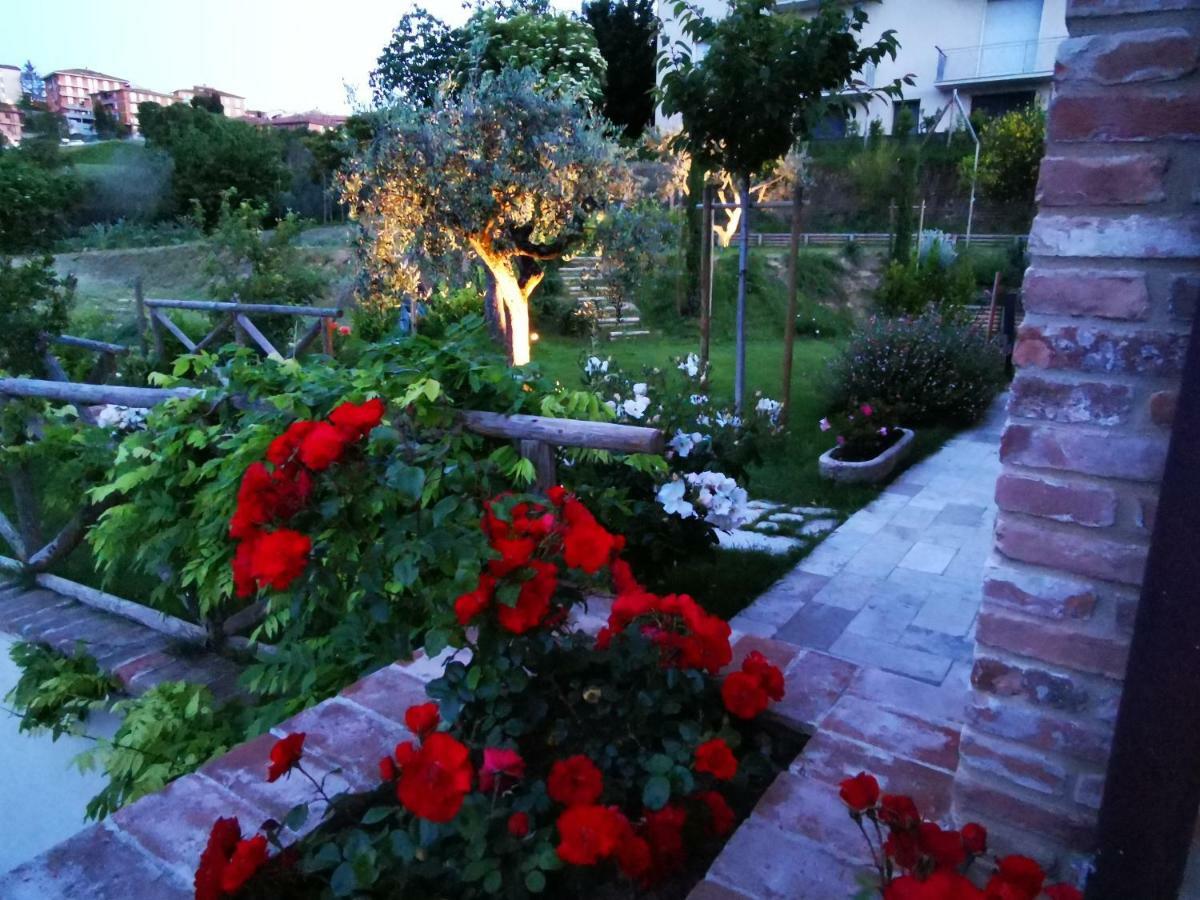 Residenza Al Poggio Degli Ulivi Villa Montepulciano Stazione Екстериор снимка